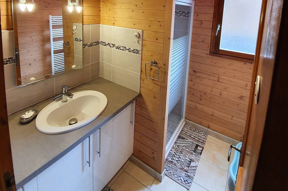 Photo of Bathroom in Cabourg