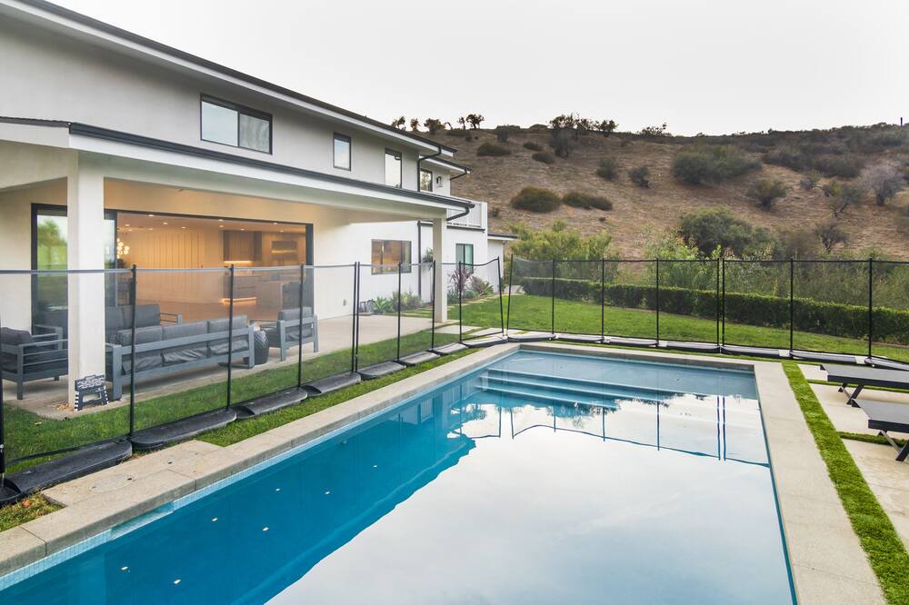 Photo of Outdoor in Encino