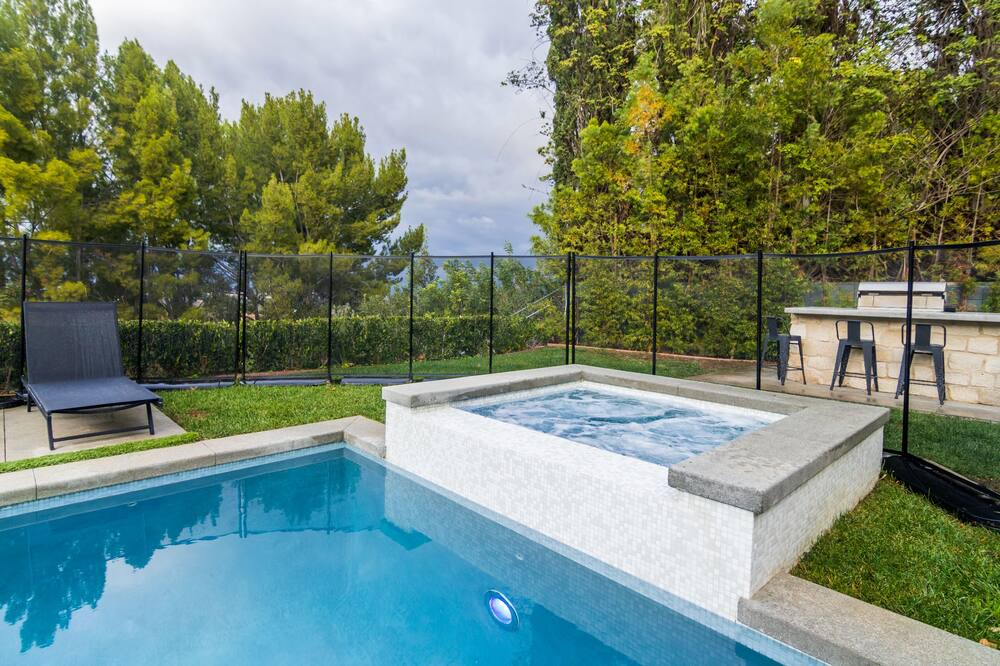 Photo of Outdoor in Encino