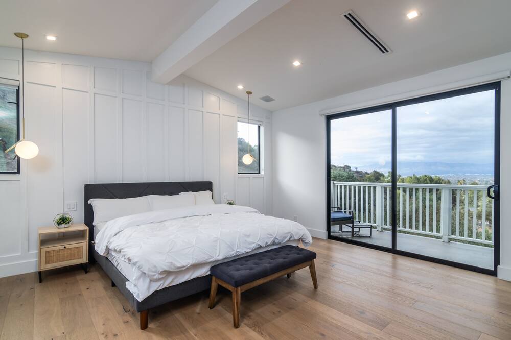 Photo of Bedroom in Encino