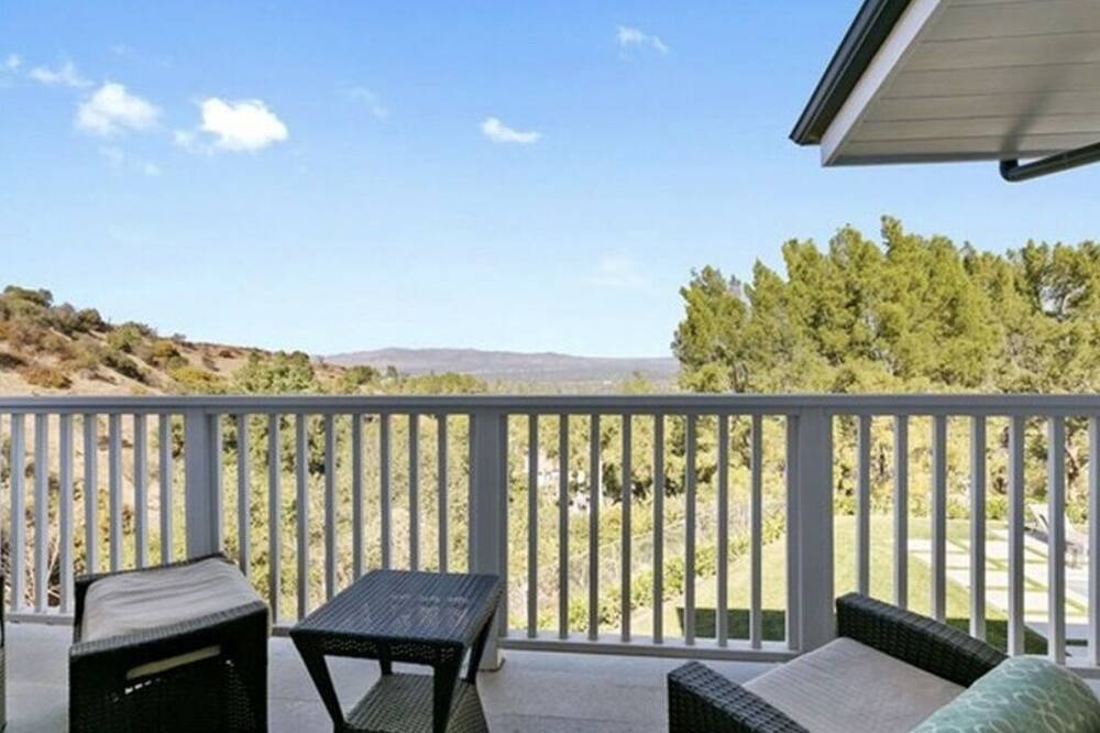 Photo of Patio Balcony in Encino