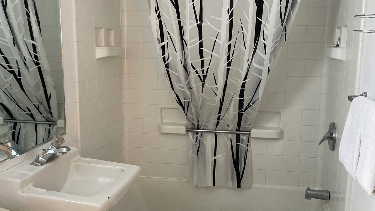 Photo of Bathroom in John Day