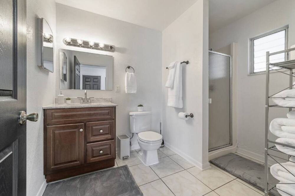 Photo of Bathroom in Riverside Heights