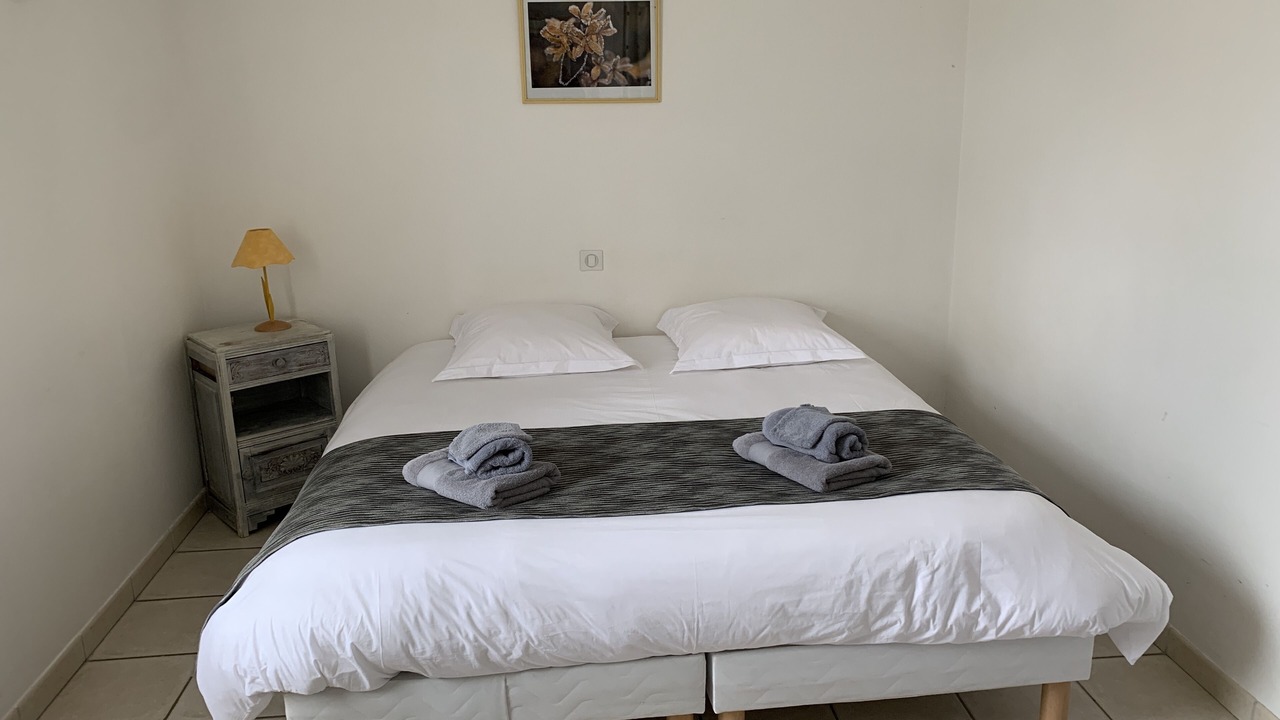 Photo of Bedroom in Proulieu