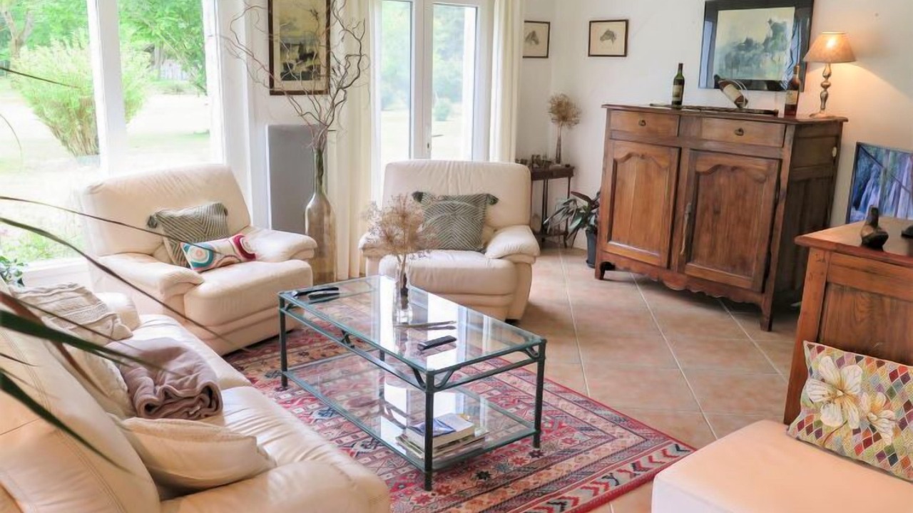 Photo of Others in Losse