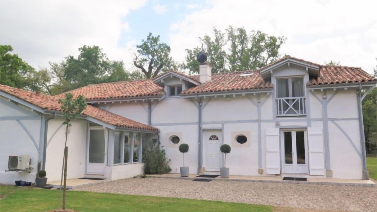 Photo of Outdoor in Losse