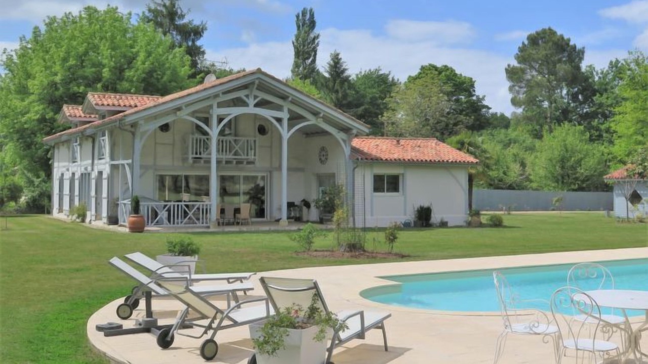 Photo of Outdoor in Losse