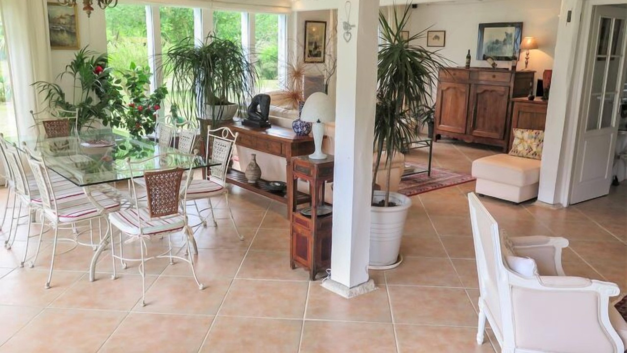 Photo of Outdoor in Losse