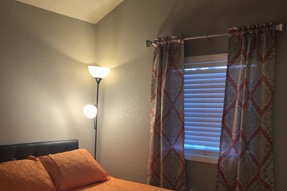 Photo of Bedroom in Crossett