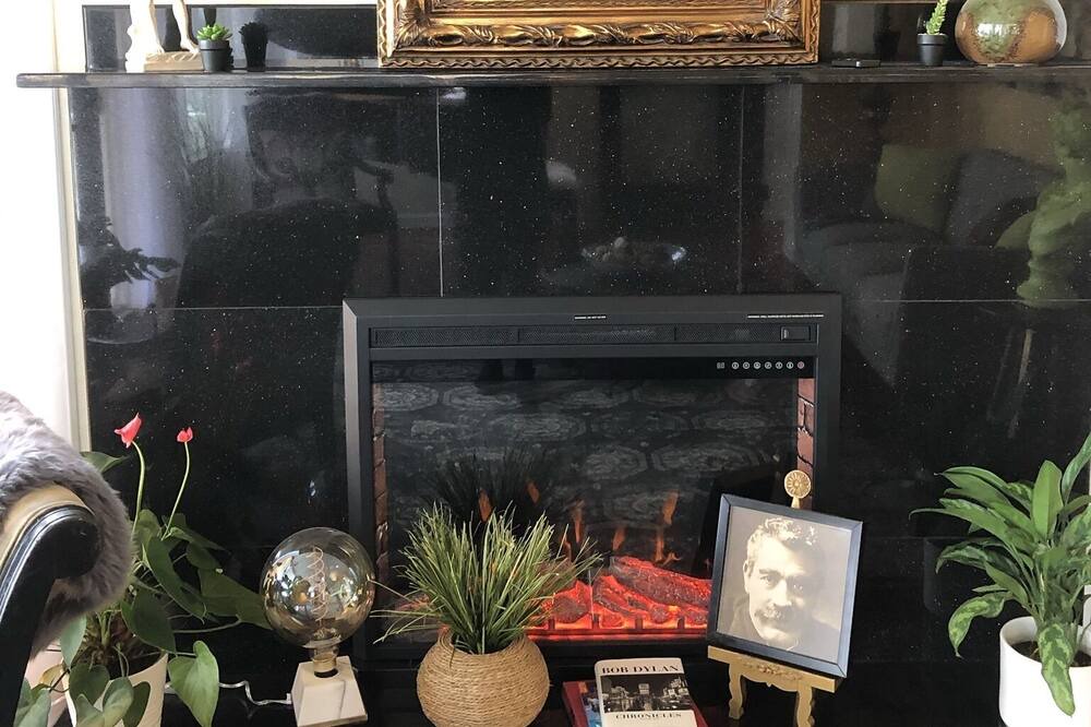 Photo of Livingroom in Alki