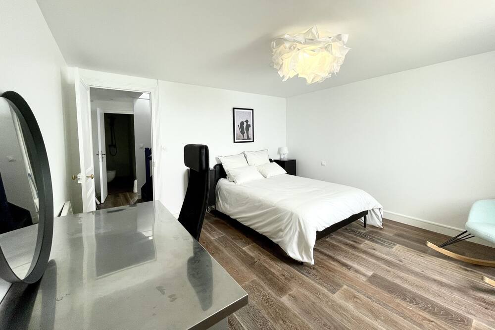 Photo of Bedroom in Saint-Regnobert-de-la-Cote-de-Nacre