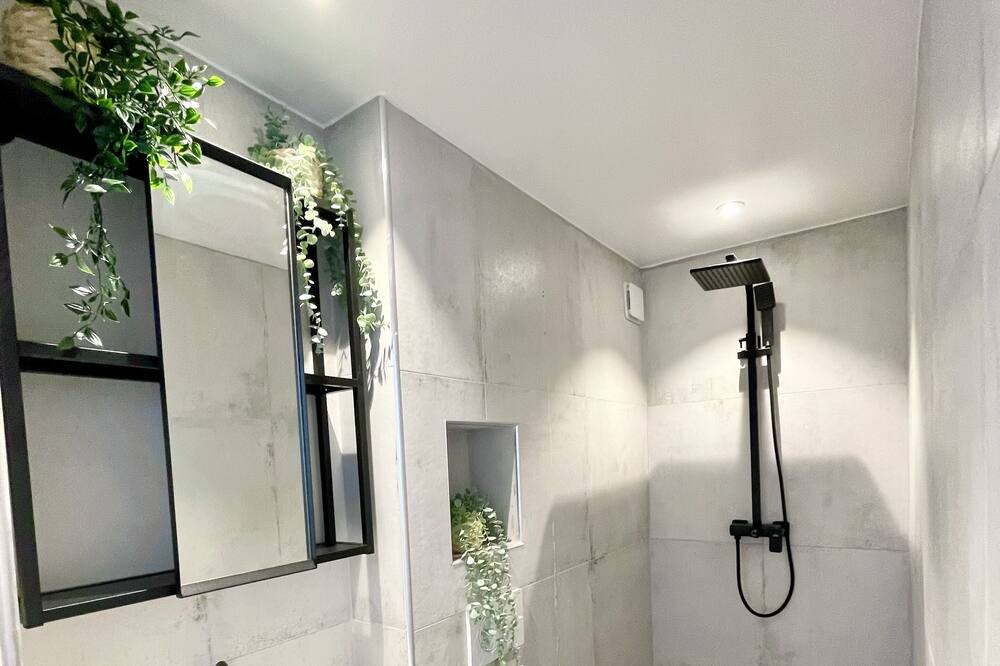 Photo of Bathroom in Saint-Regnobert-de-la-Cote-de-Nacre