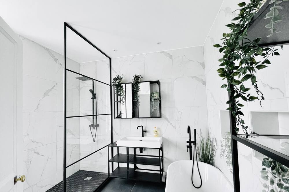 Photo of Bathroom in Saint-Regnobert-de-la-Cote-de-Nacre