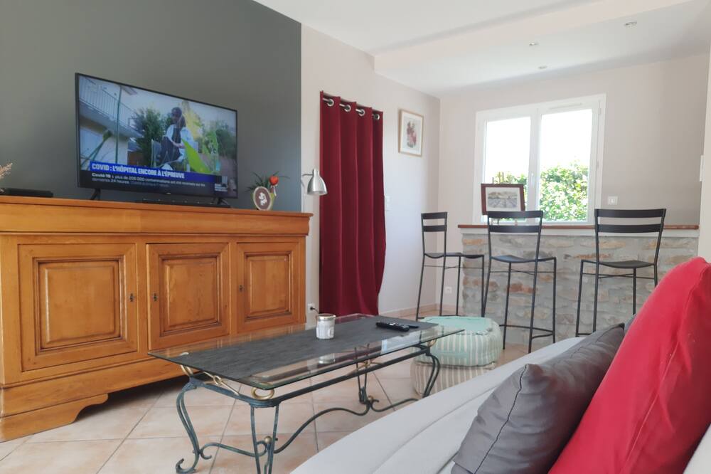 Photo of Livingroom in Lussas
