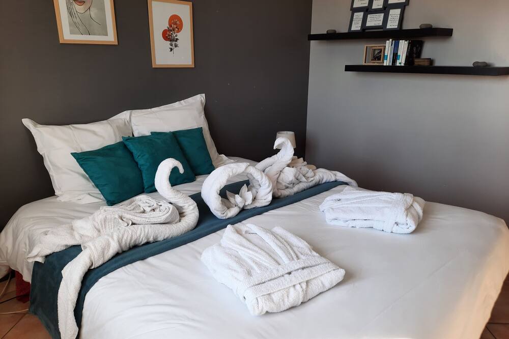 Photo of Bedroom in Lussas