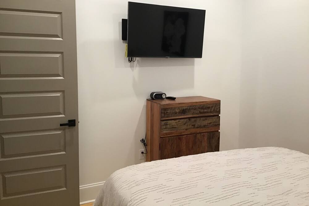 Photo of Bedroom in Seventh Ward
