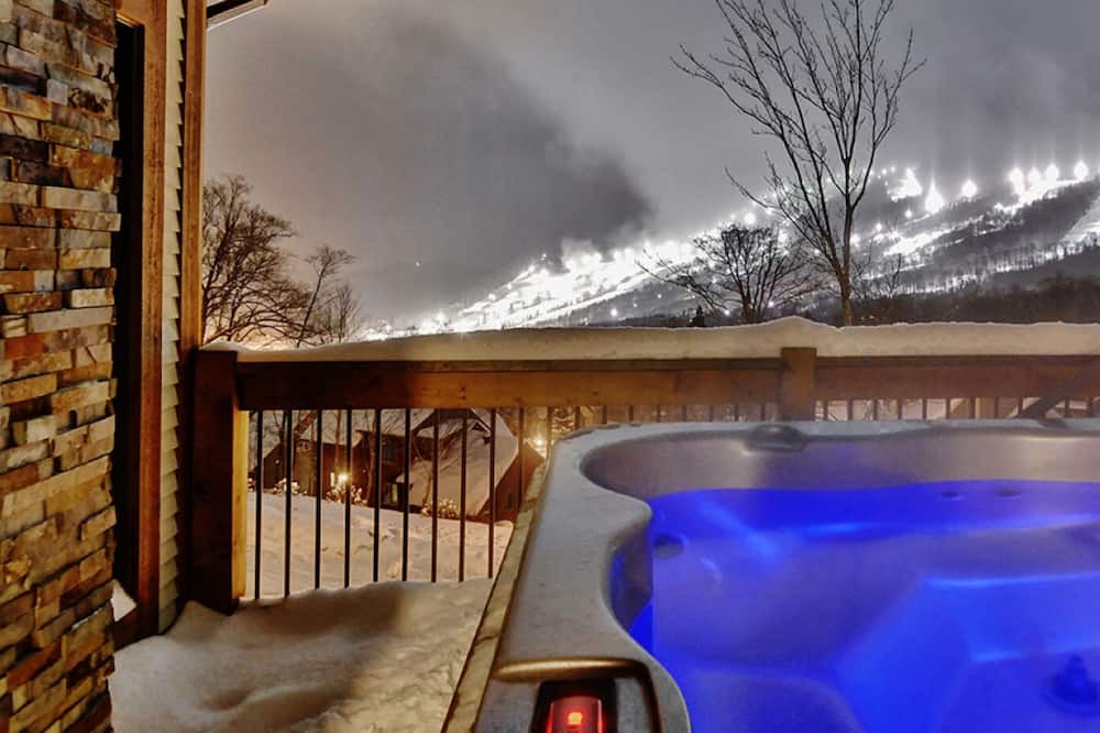 Photo of Outdoor in Stoneham