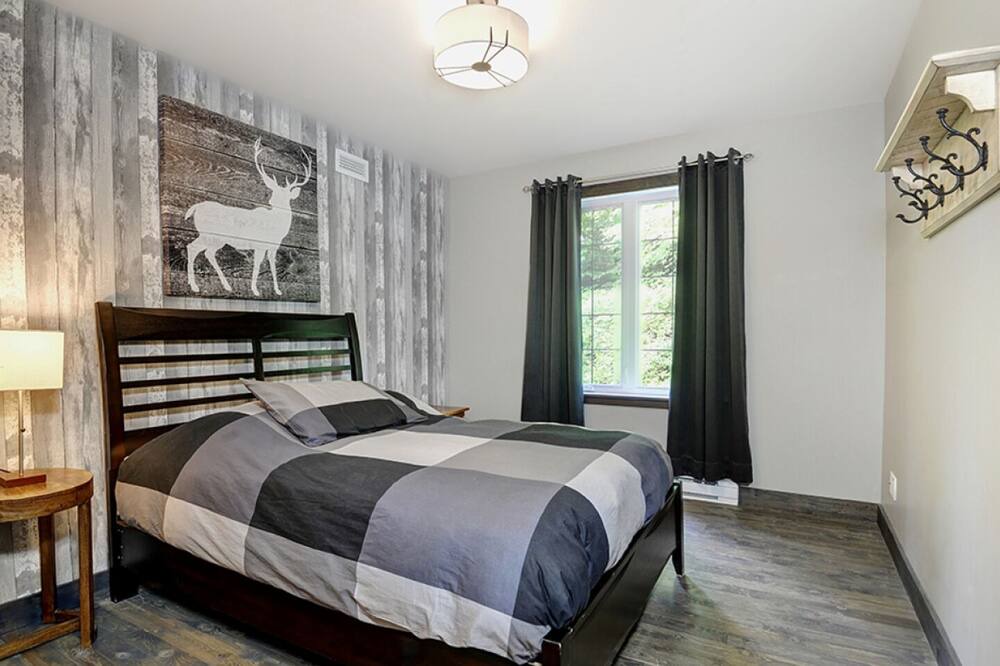Photo of Bedroom in Stoneham