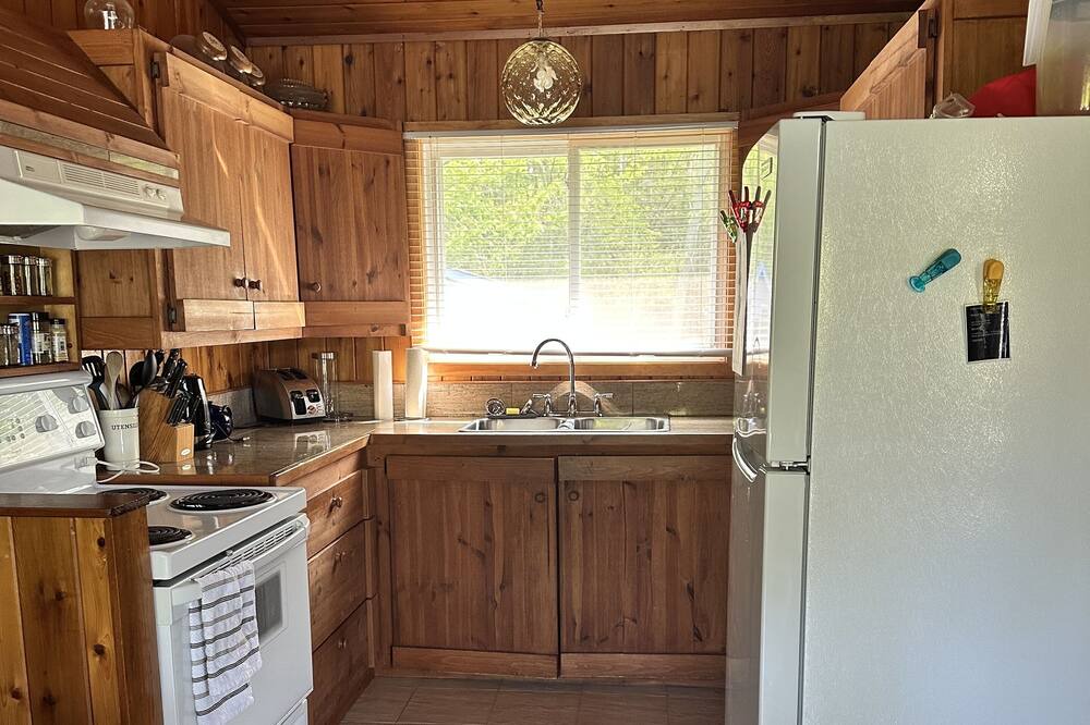 Photo of Kitchen in Balm Beach