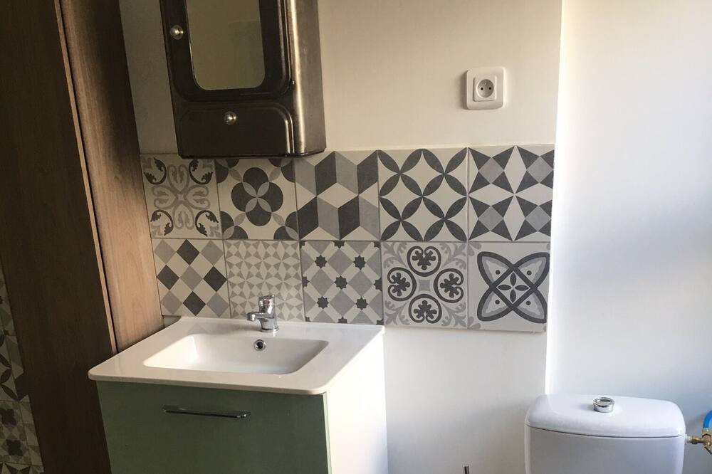 Photo of Bathroom in Quartier Pasteur