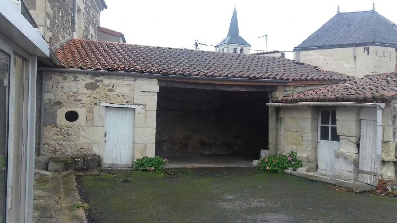 Photo of Outdoor in Argenton l'Eglise