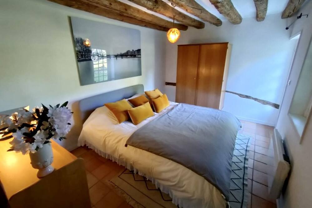Photo of Bedroom in Le Planquay