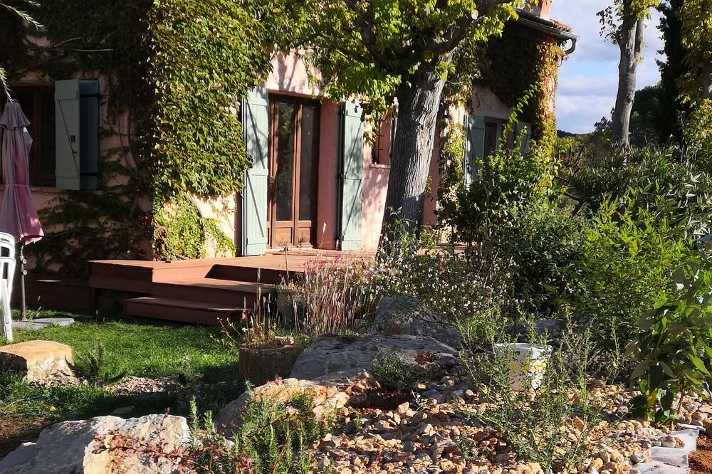 Photo of Outdoor in Aumelas