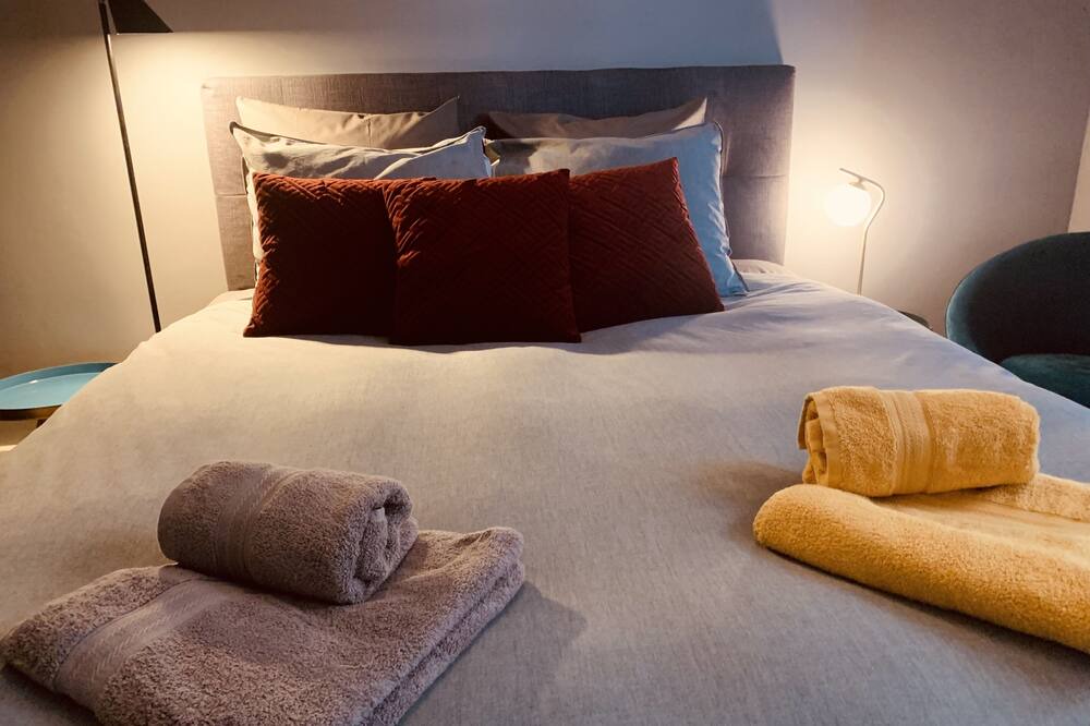 Photo of Bedroom in Gares