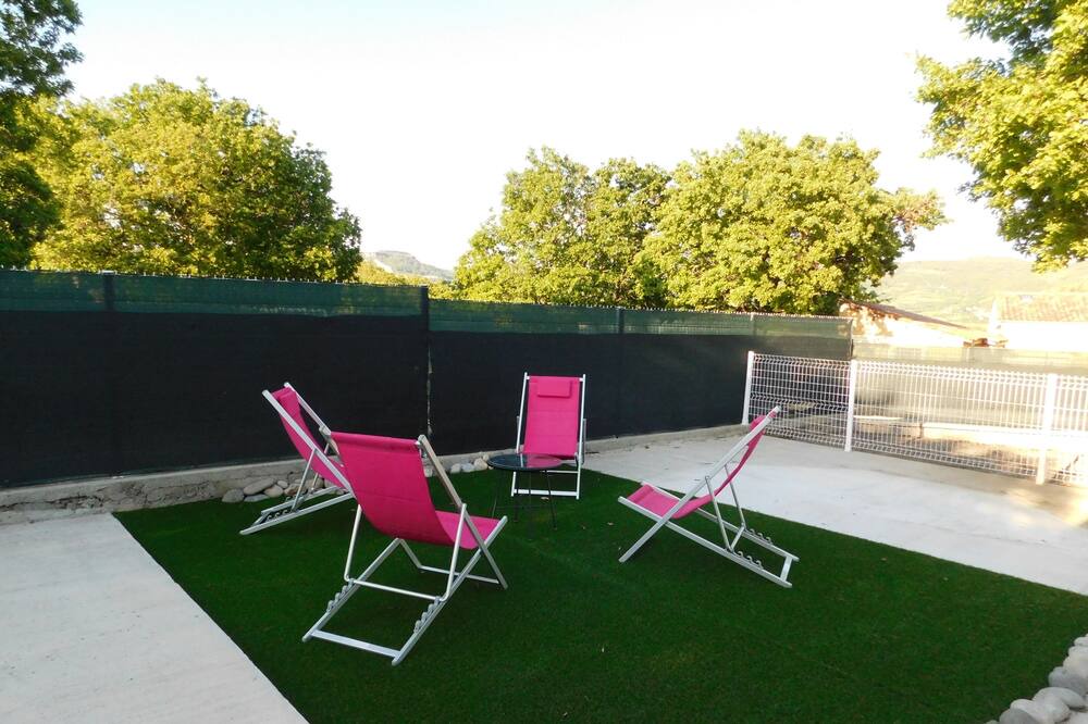 Photo of Patio Balcony in Lussas