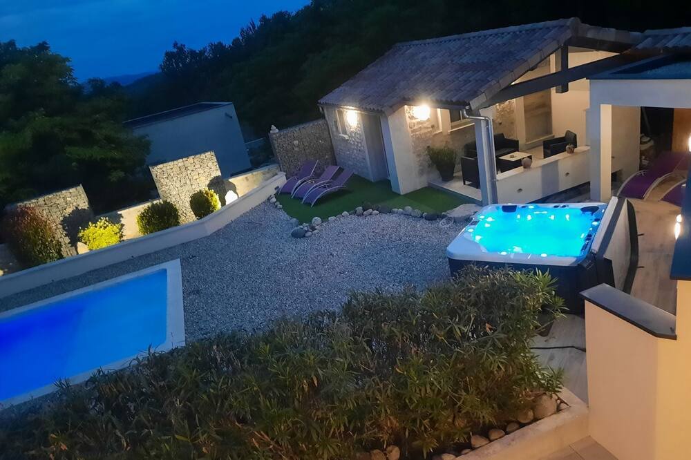 Photo of Outdoor in Lussas