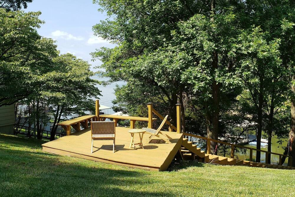 Photo of Outdoor in Cleora
