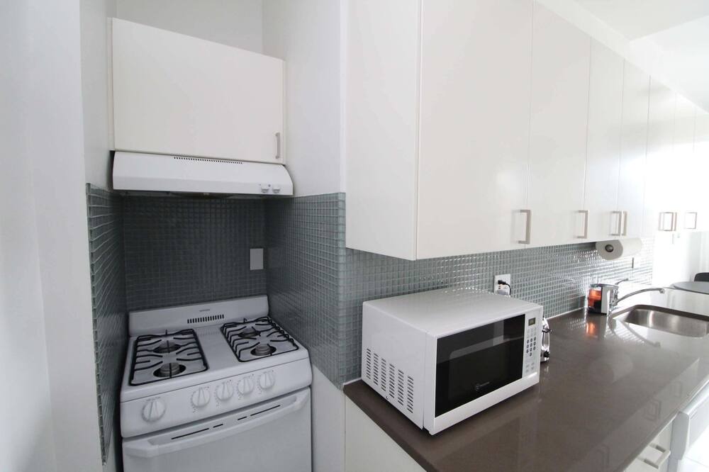 Photo of Kitchen in East Hyde Park