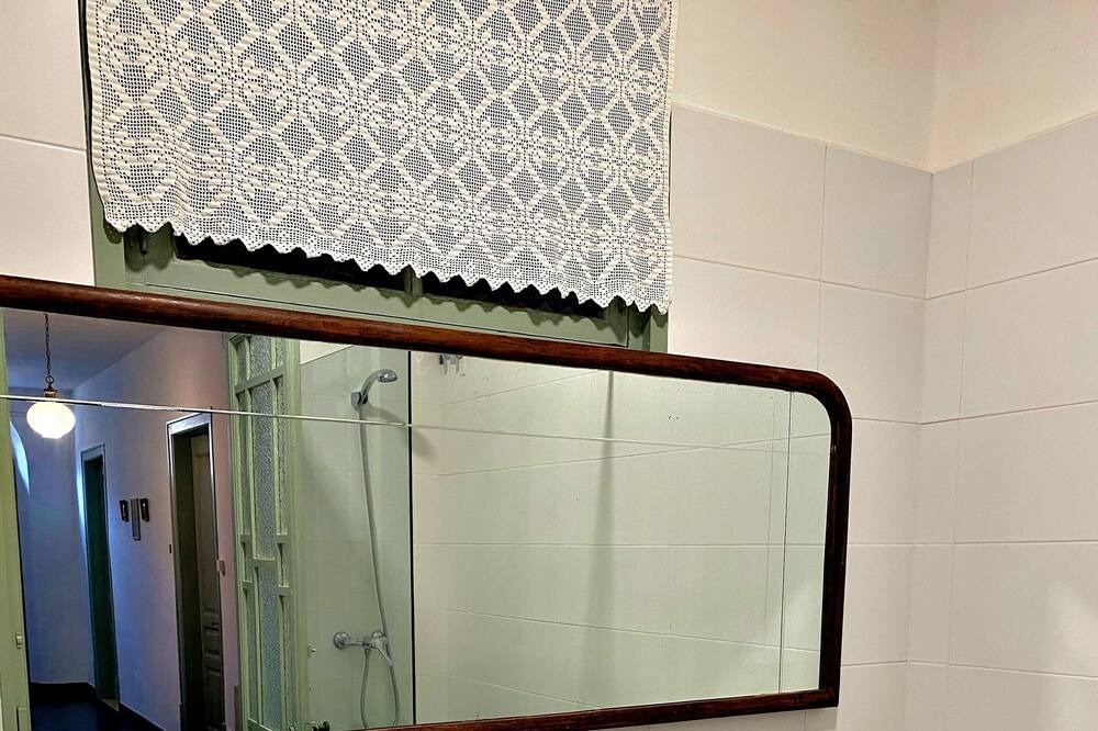Photo of Bathroom in Vallgorguina
