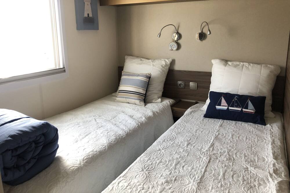 Photo of Bedroom in Les Moutiers-en-Retz