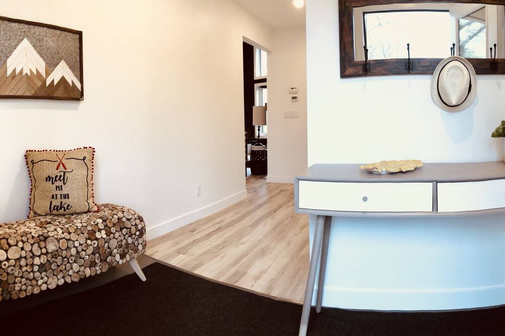 Photo of Bedroom in Hillside Beach