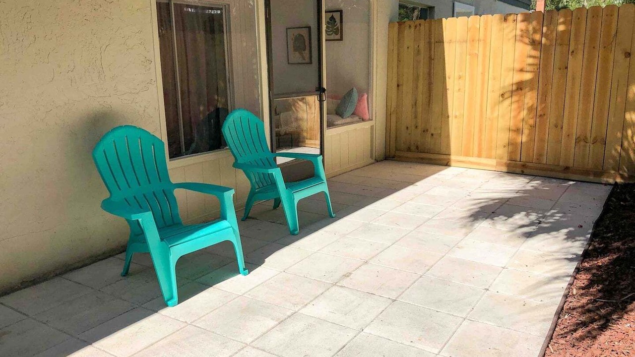 Photo of Patio Balcony in Dixieland