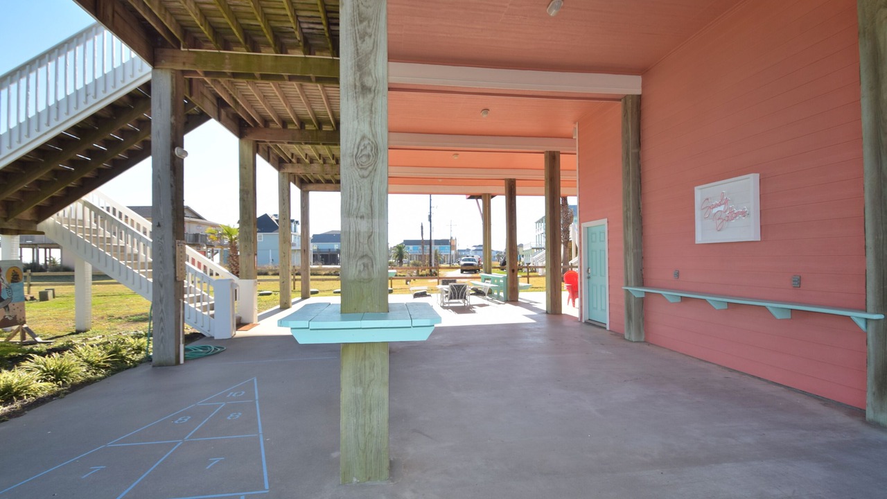 Photo of Outdoor in Crystal Beach
