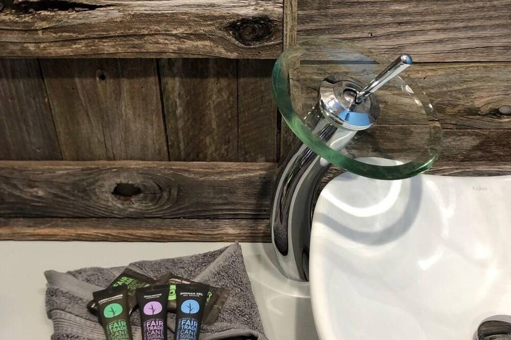 Photo of Bathroom in Leakey