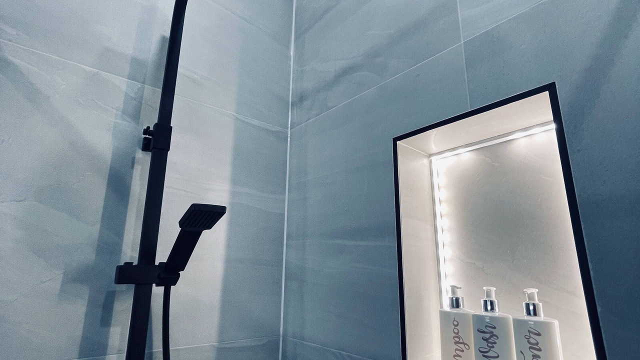 Photo of Others in Everton