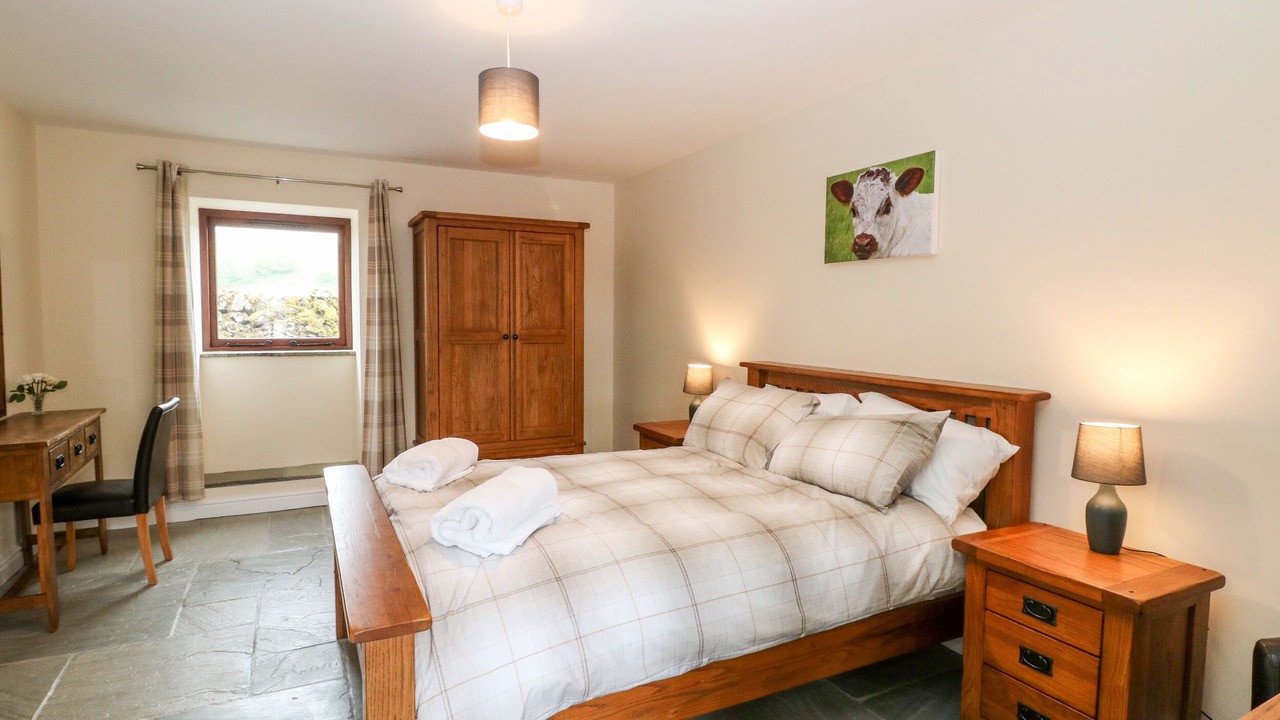 Photo of Others in Alstonfield