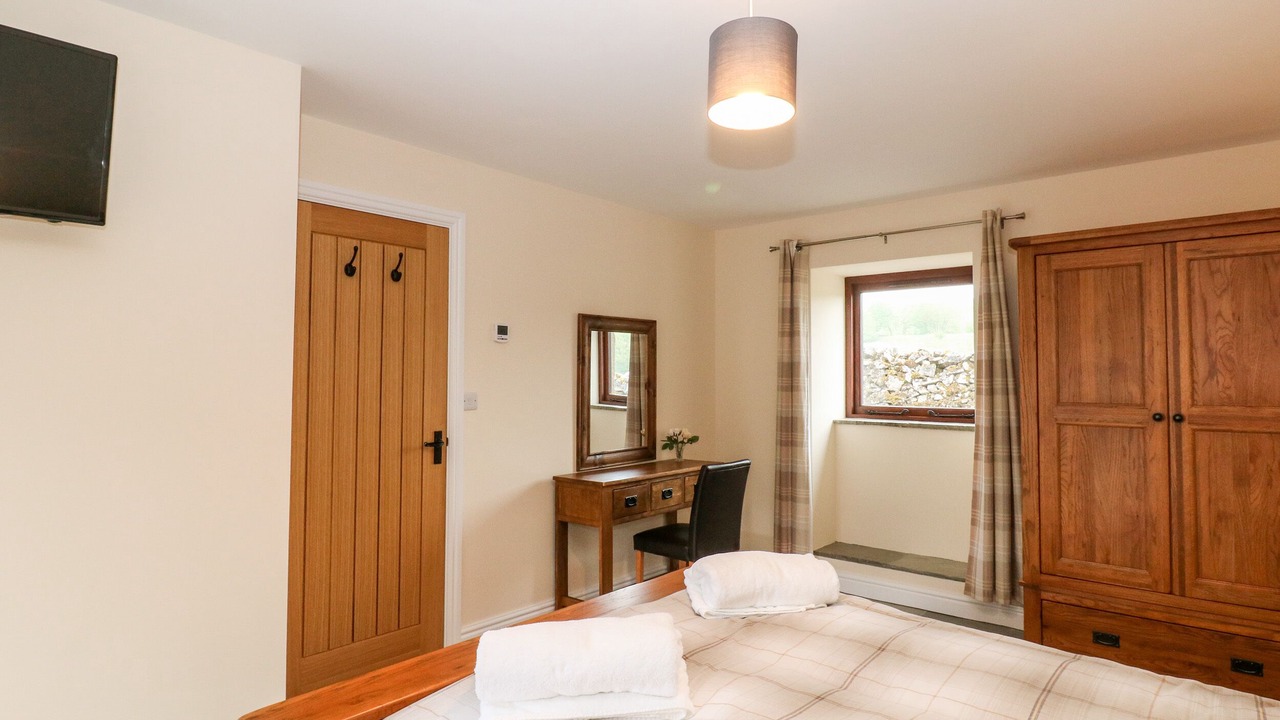 Photo of Others in Alstonfield