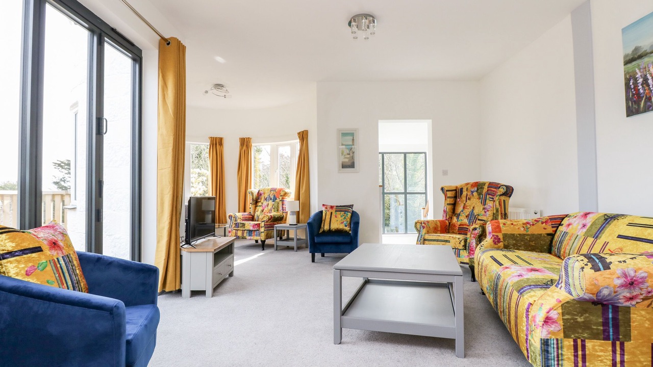 Photo of Others in Gillan