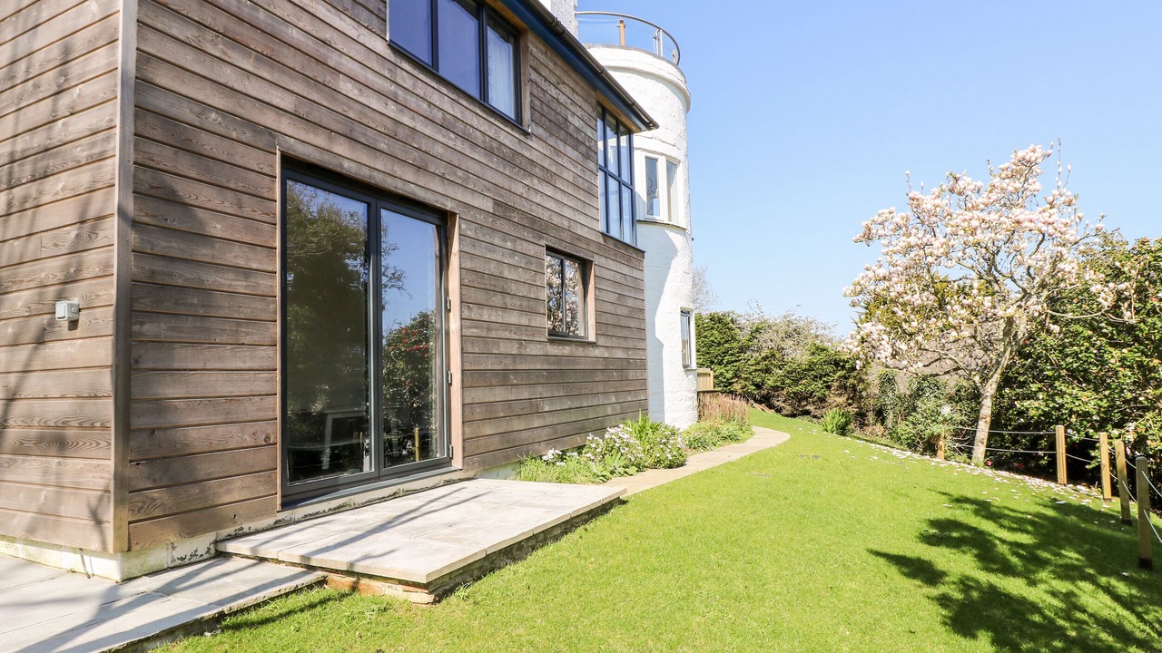 Photo of Others in Gillan