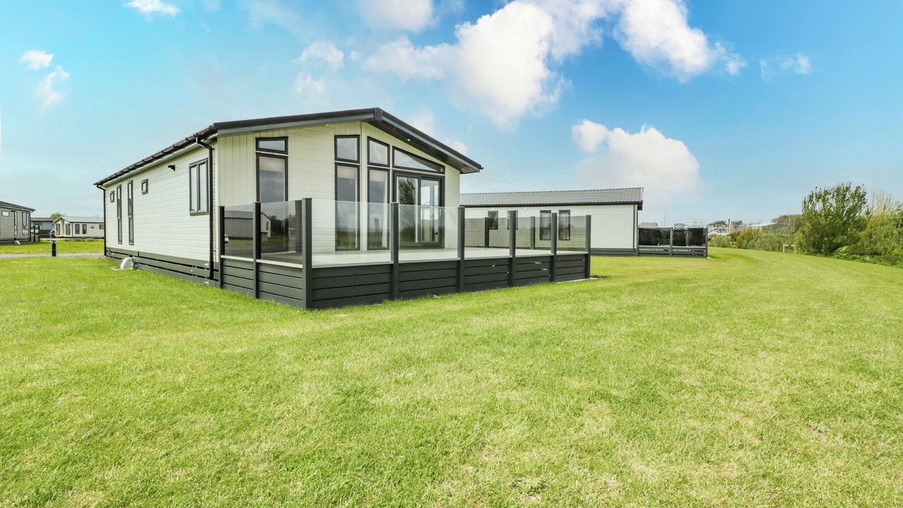 Photo of Others in Brean