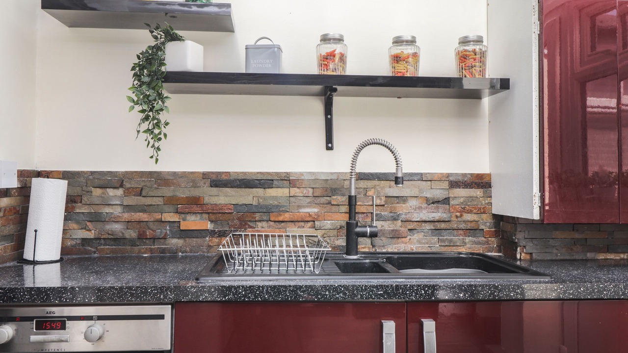 Photo of Others in Deal