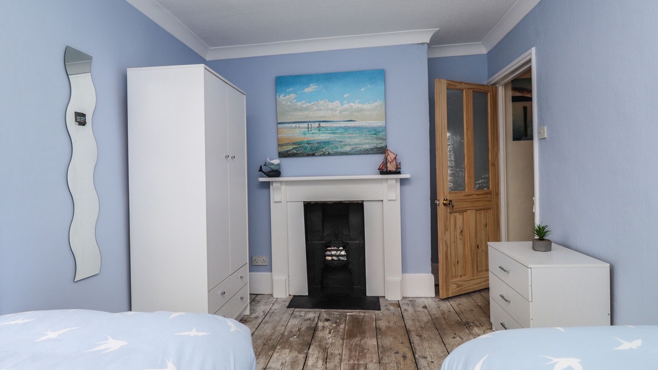 Photo of Others in Deal