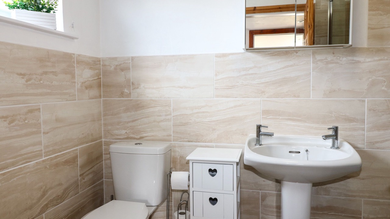 Photo of Others in Rampton