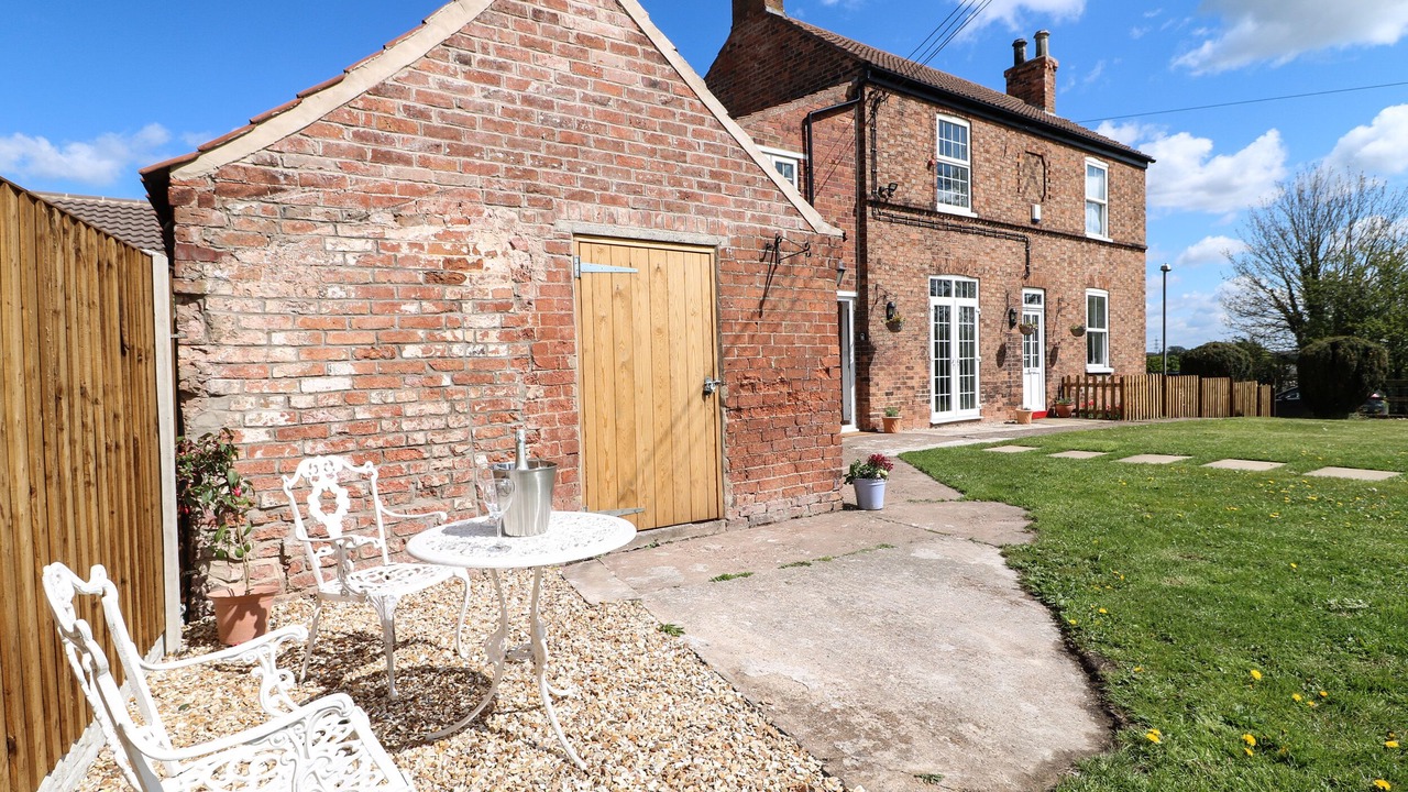 Photo of Others in Rampton