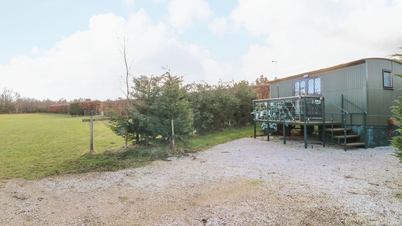 Photo of Others in Crich