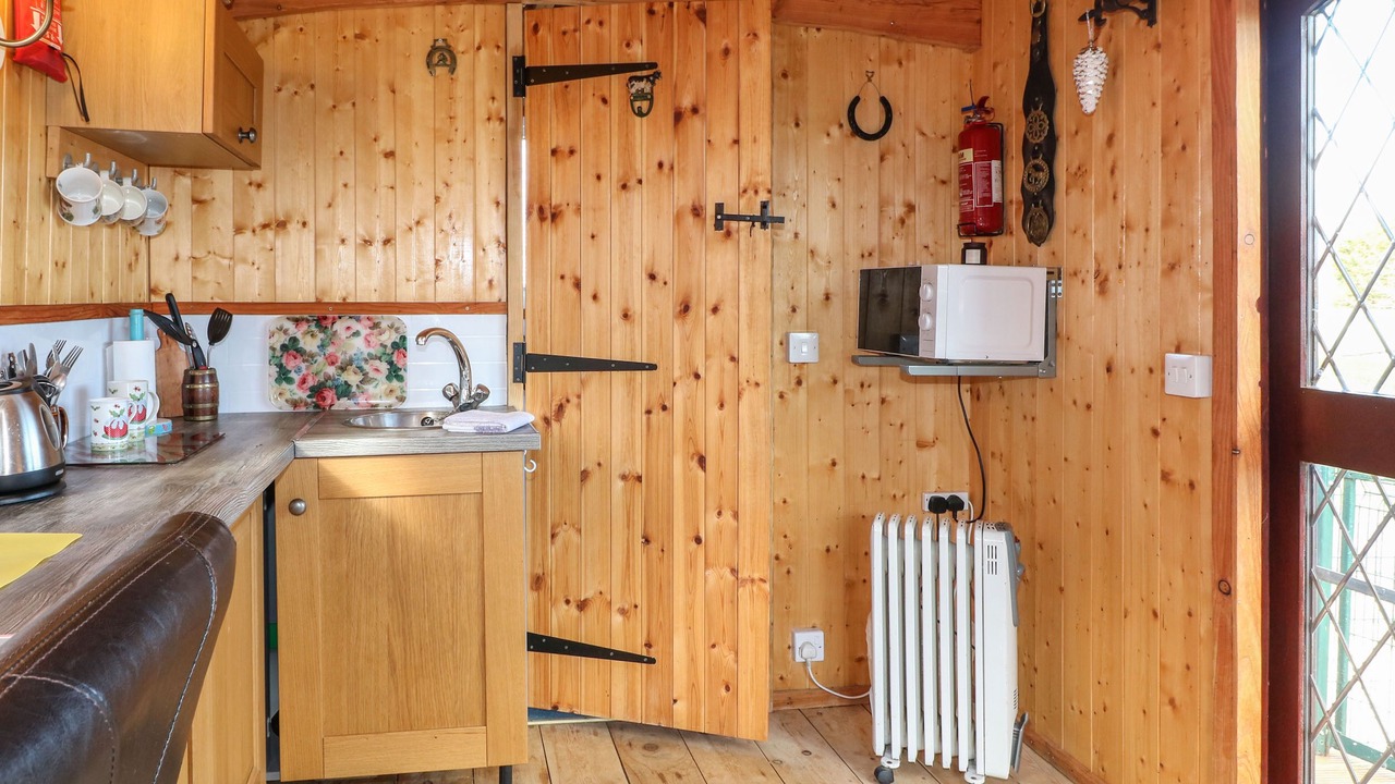 Photo of Others in Crich